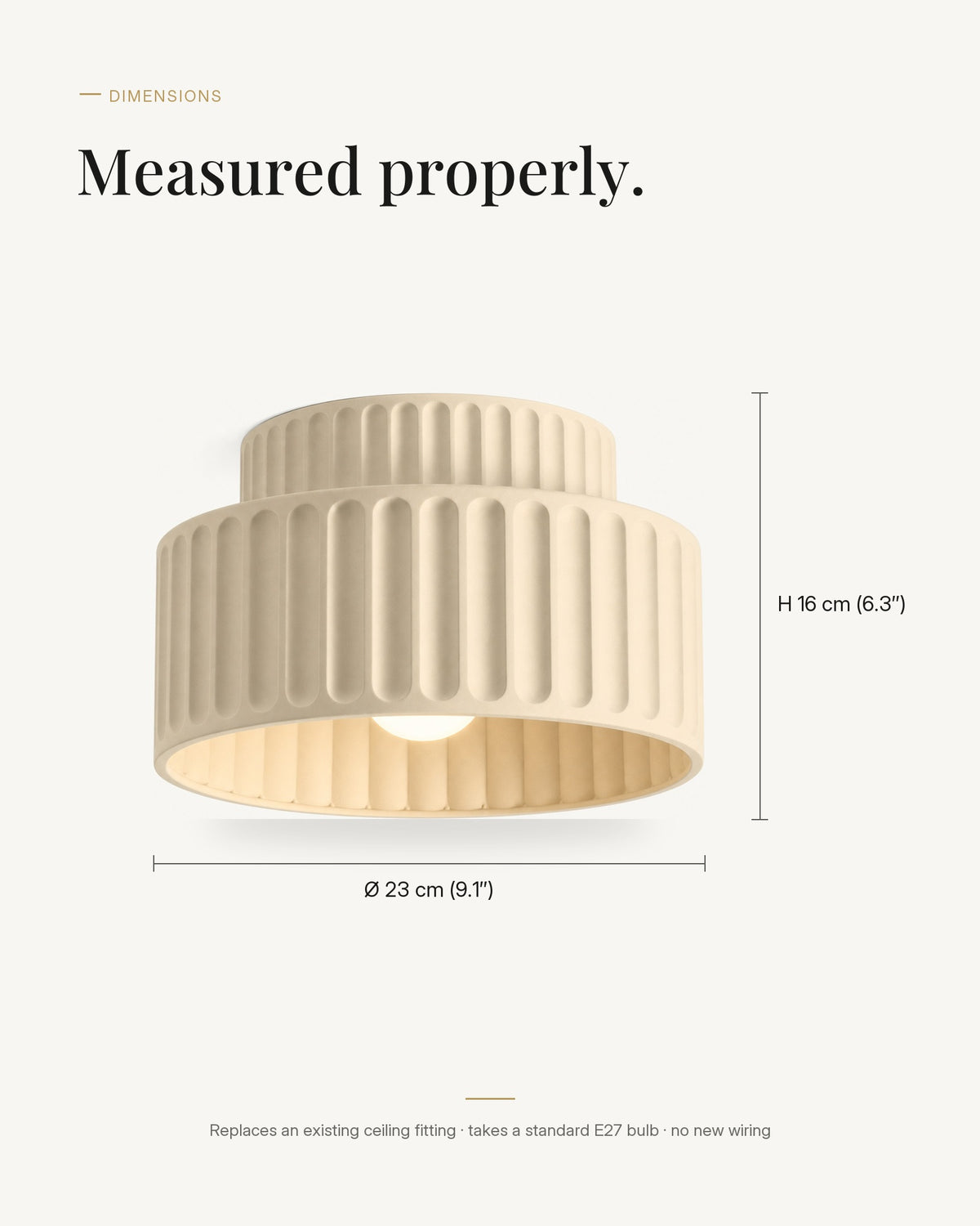 Pleated bowl flush ceiling light dimensions: Ø 23 cm across, 16 cm deep; replaces an existing ceiling fitting, takes a standard E27 bulb
